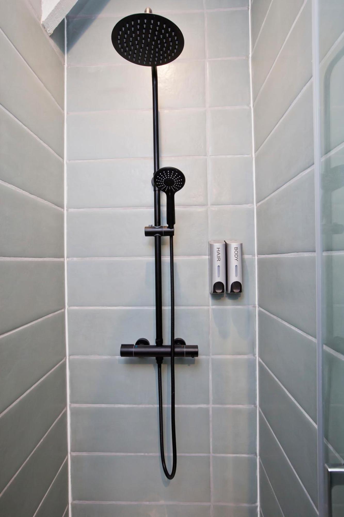 Montsejour - T2 Climatise Avec Filet Et Fauteuil Suspendu Apartment ตาร์บ ภายนอก รูปภาพ