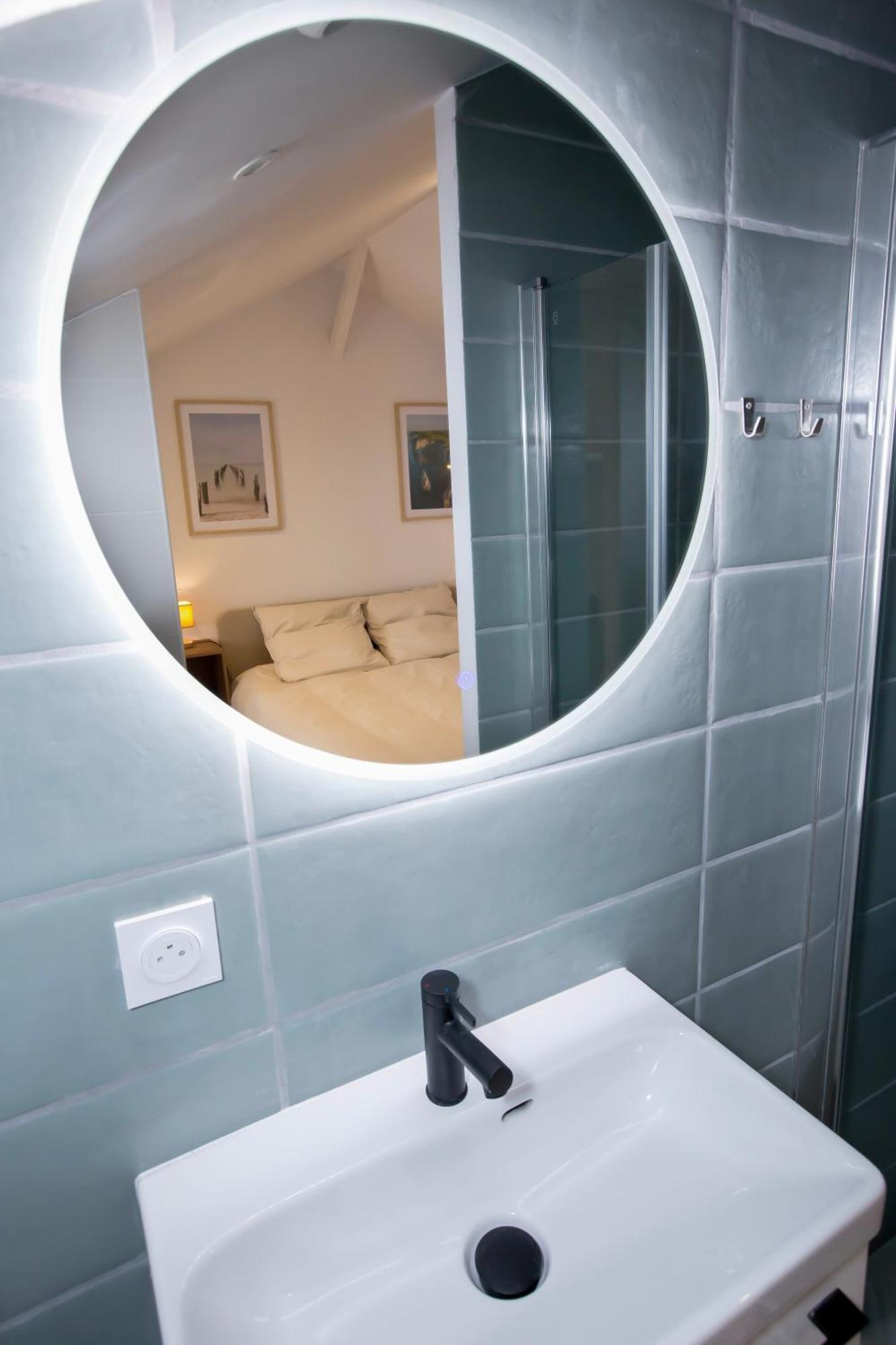 Montsejour - T2 Climatise Avec Filet Et Fauteuil Suspendu Apartment ตาร์บ ภายนอก รูปภาพ